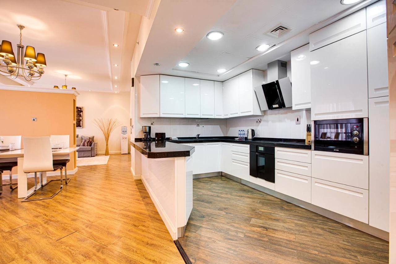 Stunning Sea View Apartment In Jbr Dubai Exteriör bild
