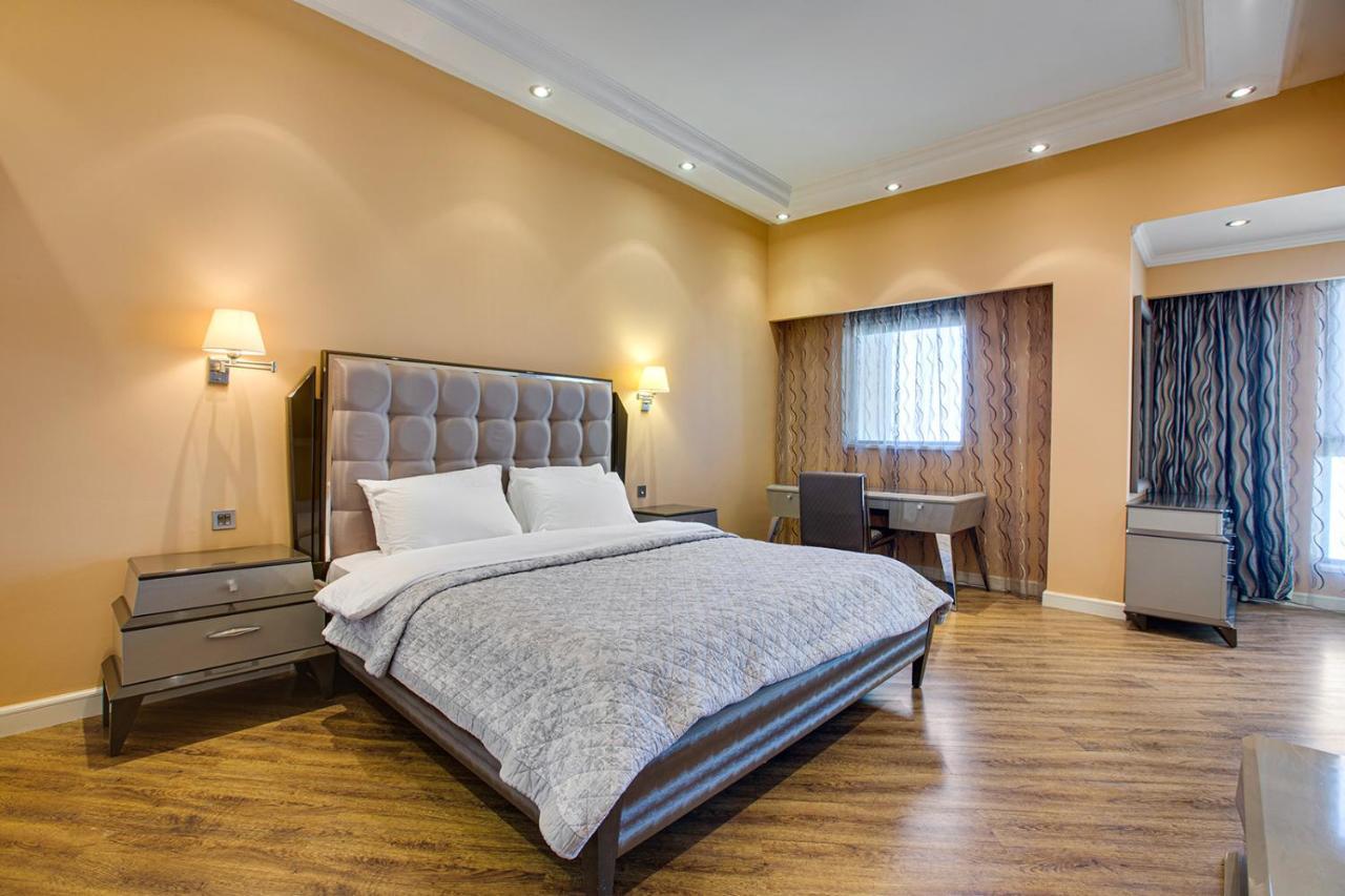 Stunning Sea View Apartment In Jbr Dubai Exteriör bild